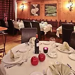 Les Du Montana By Les Etincelles 酒店 蒂涅